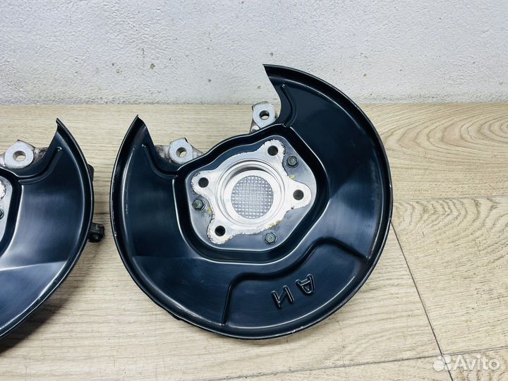 Цапфы задние пара Honda Civic 4D