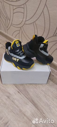 Ботинки демисезонные