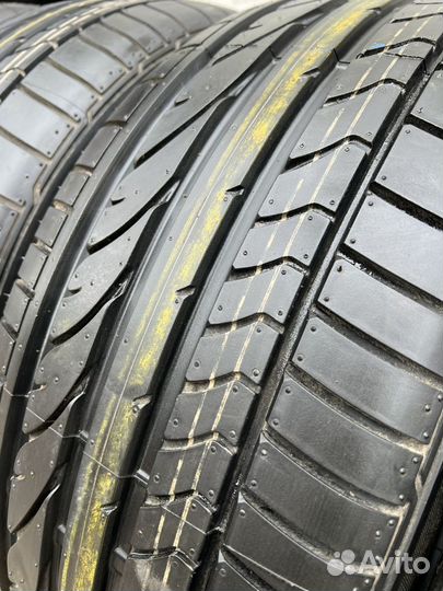 Bridgestone Potenza RE050A 235/45 R17