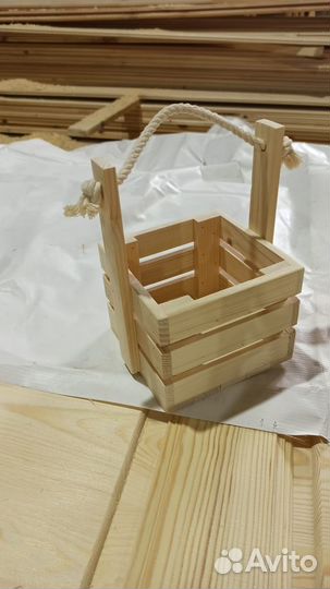 Ящичек деревянный