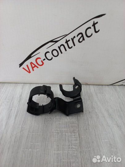 Кронштейн Volkswagen Touareg 1 рест 3.0 TDI 2008