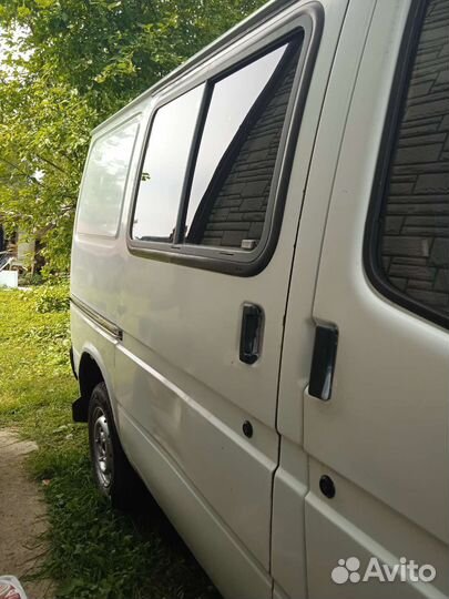 Ford Transit 2.0 МТ, 1993, 300 000 км