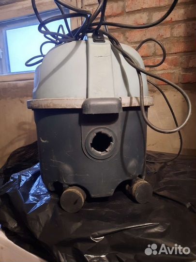 Пылесосы nilfisk VP300, GD930, Viper