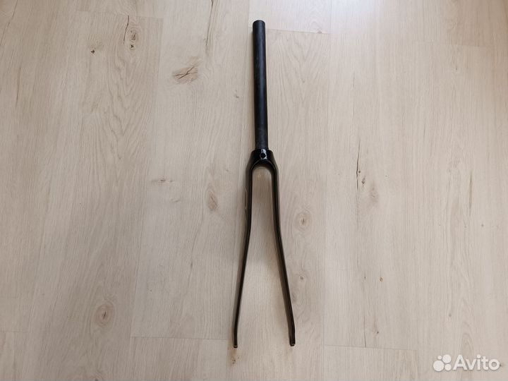 Вилка для шоссейного велосипеда