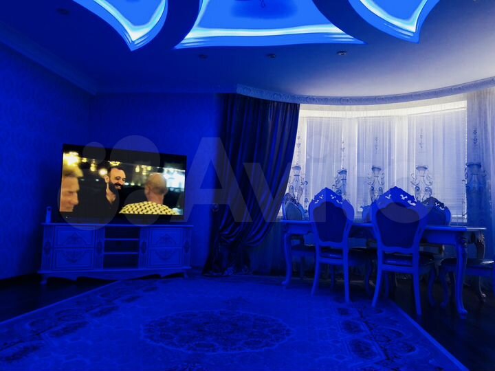 2-к. квартира, 110 м², 10/10 эт.