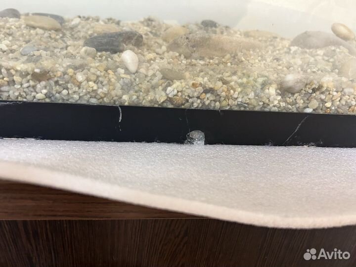 Аквариум с повреждениями 200л