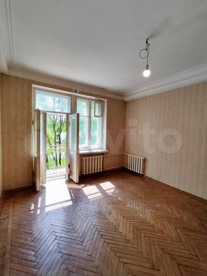 2-к. квартира, 56 м², 4/4 эт.