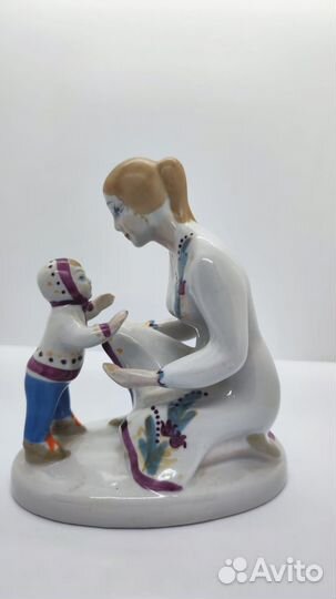 Фарфоровые статуэтки