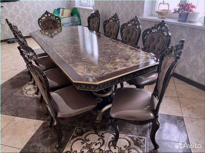 Стол круглый