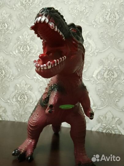 Игрушка для мальчика