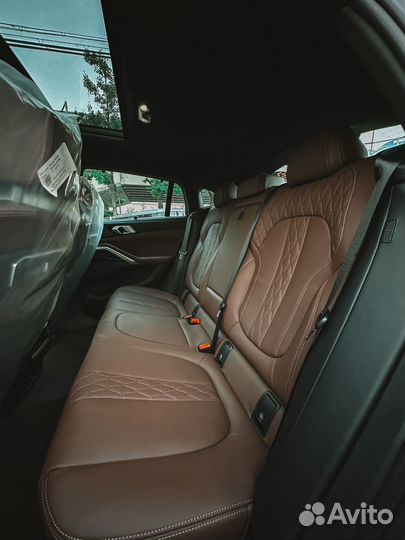 BMW X6 3.0 AT, 2023, 10 км