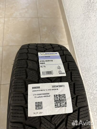 Michelin X-Ice Snow 235/45 R18 98H