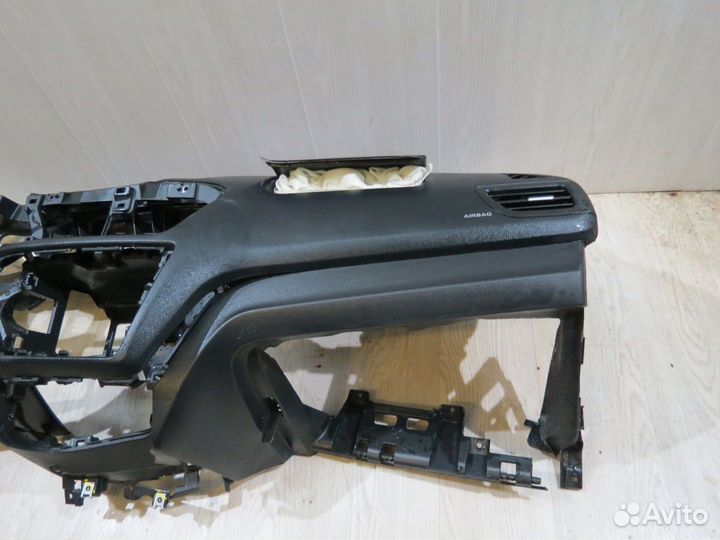 Торпедо Kia Rio 3