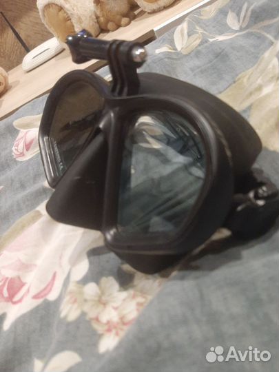 Маска для подводного плавания с креплением