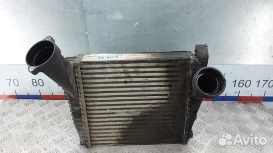 Радиатор интеркуллера volkswagen touareg 7L (LUK19