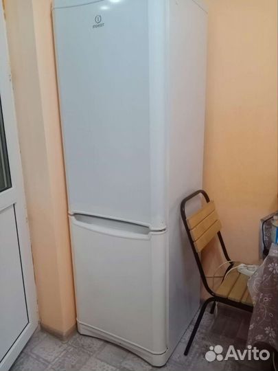 Продам холодильник бу