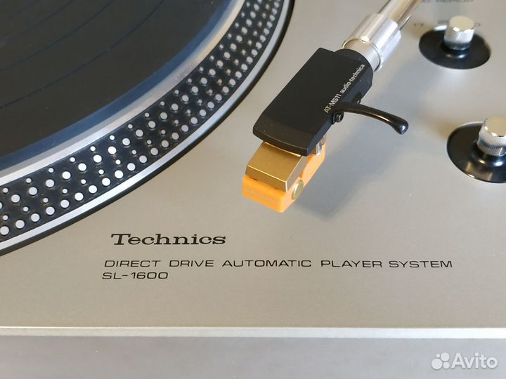 Проигрыватель винила Technics SL-1600 Japan