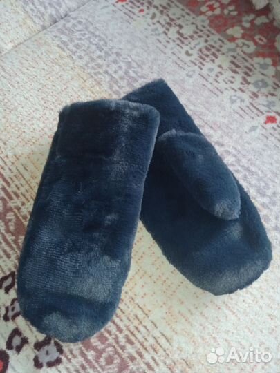 Варежки эко-мех