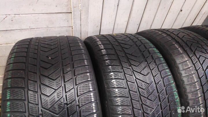Pirelli Scorpion Winter 285/35 R22 106V