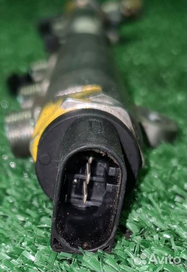 Топливная рейка Mercedes Vito Viano W639