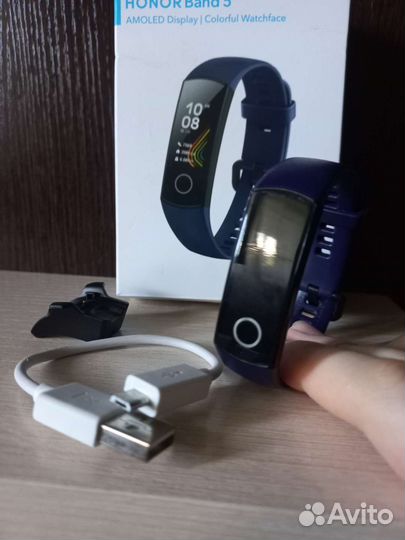 Фитнес браслет honor band 5