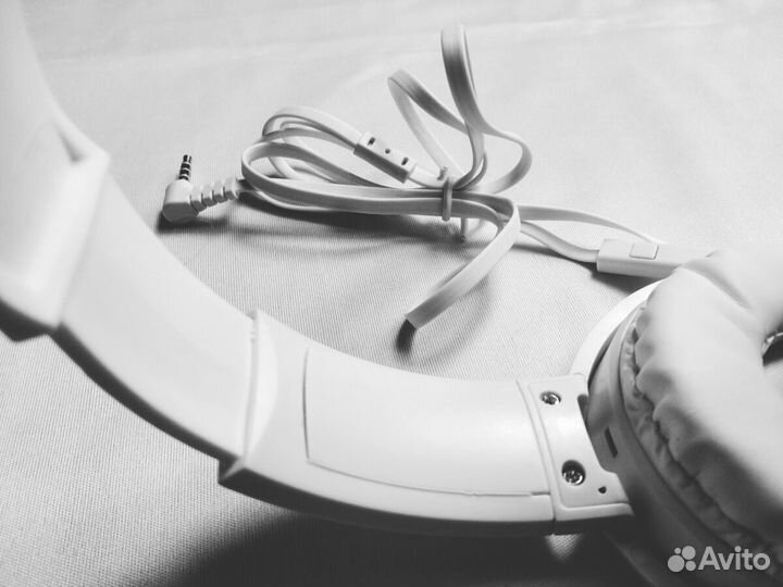 Наушники проводные накладные Sony