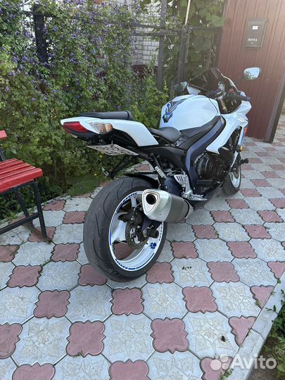 Suzuki gsxr 600