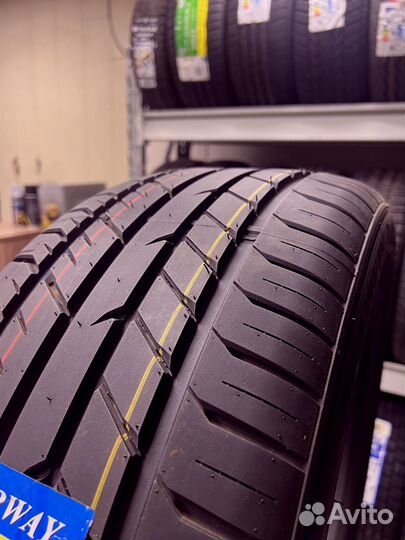 Bearway BW118 255/45 R21 134U
