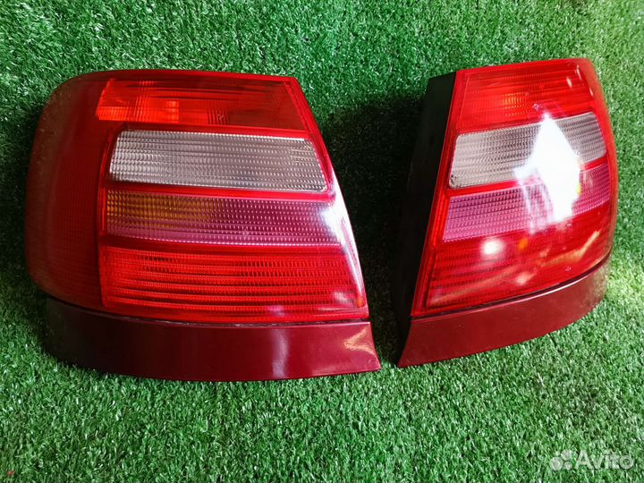 Фонари Ауди А4 Б5 До рестайлинг седан