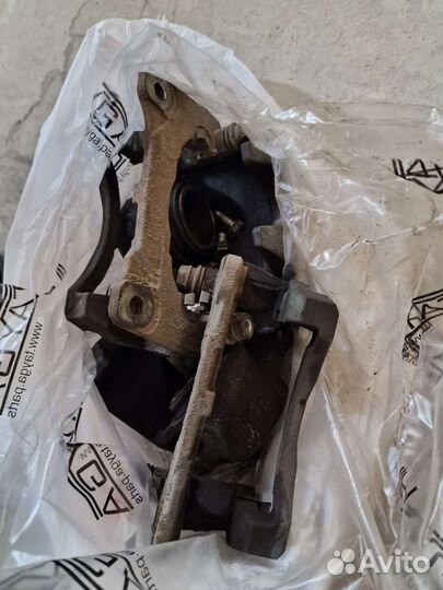 Суппорта камри 70 передние