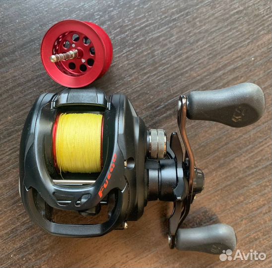 Катушка мультипликаторная Daiwa Fuego CT 103H