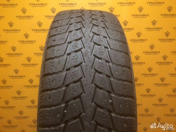 Kumho Power Grip KC11 235/65 R17