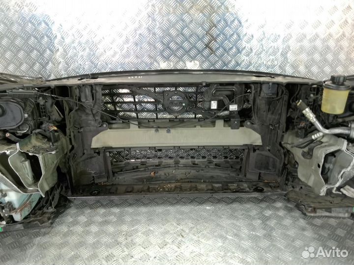 Ноускат в сборе к Volvo V60 2010-2013