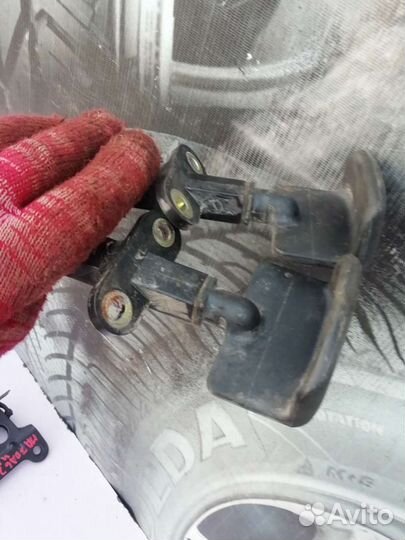 Замок спинки заднего сиденья Mazda 6 (GG) 2002-200