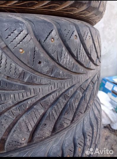 Cooper CS2 225/60 R17