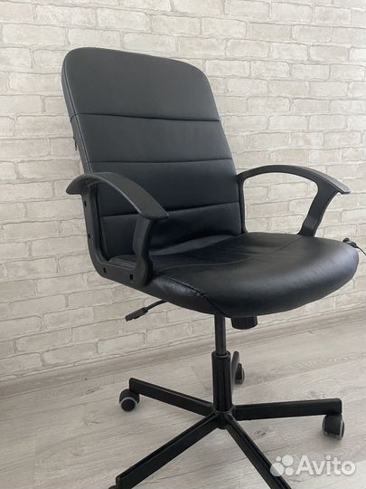 Компьютерное кресло офисное Икеа торкель