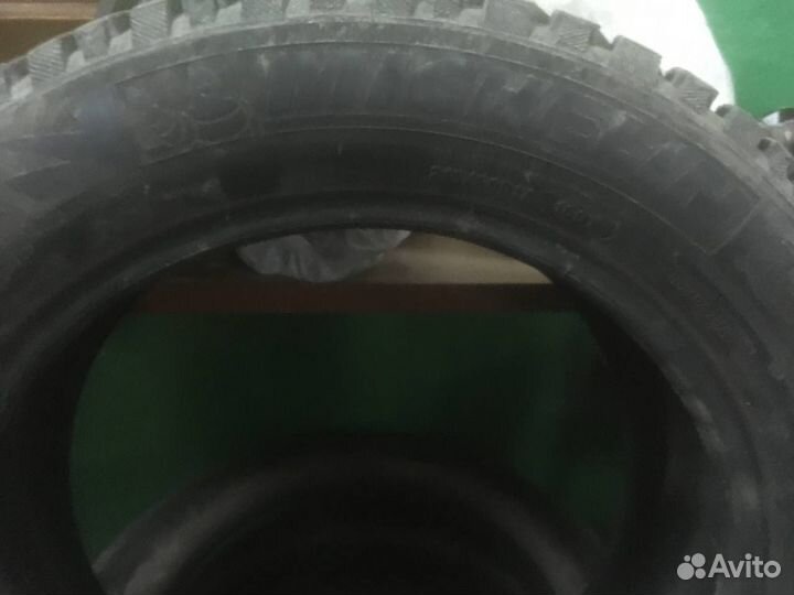 Michelin X-Ice Snow 215/60 R17 T