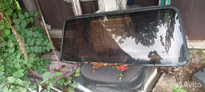 Стекло заднее ваз 2107