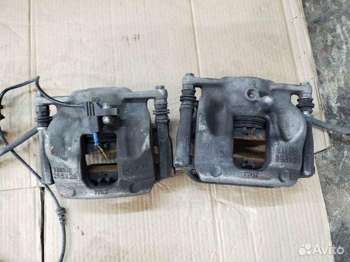 Суппорт передний Мерседес GLA, A176, CLA 117 B24