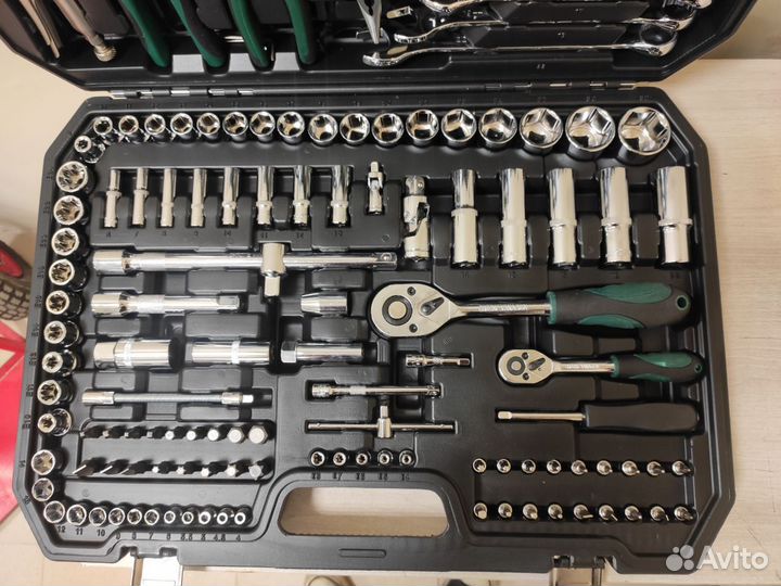 Набор инструментов 131 предмет