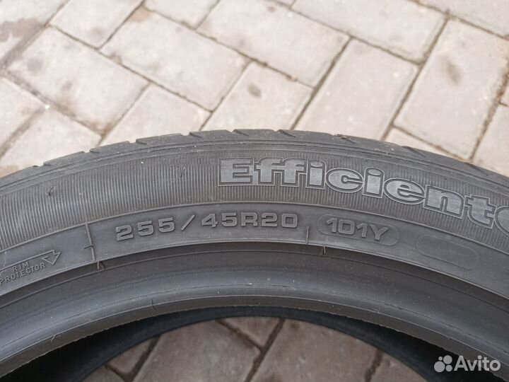 Goodyear EfficientGrip 255/45 R20 101Y