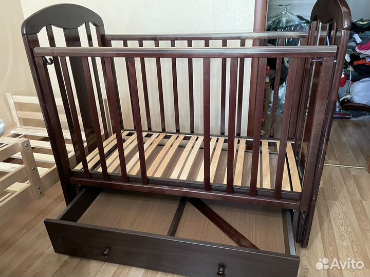 Детская кровать с поперечным маятником +матрас