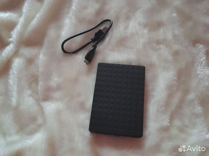 Внешний жесткий диск seagate expansion 2TB