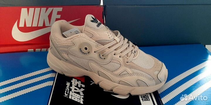 Кроссовки Adidas Astir