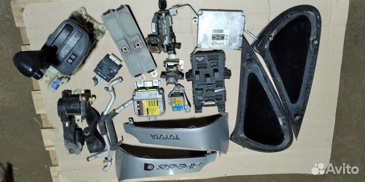 Авенсис 1998г. хетчбек