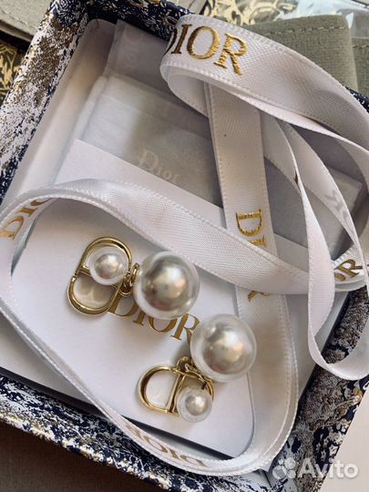 Серьги christian dior