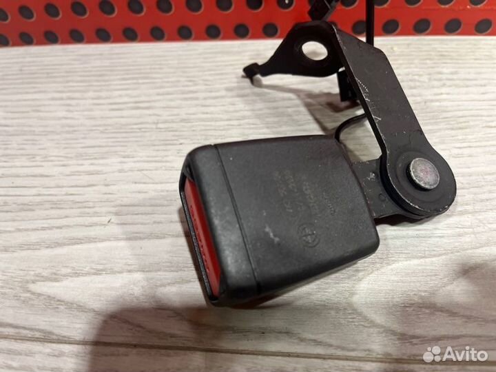 Замок ремня безопасности задний правый Bmw 3 G20