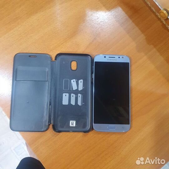 Телефон Samsung j5 2017
