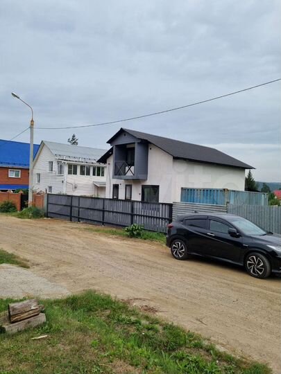 Дом 140 м² на участке 3,8 сот.