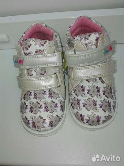 Ботинки для девочки